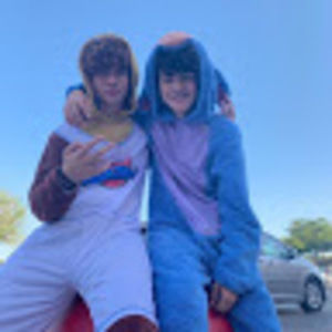 Meet your Posher, Carl